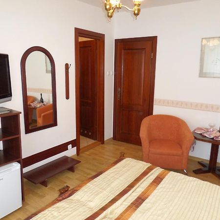 Bed and Breakfast Lawendowy Zakatek Леба Экстерьер фото
